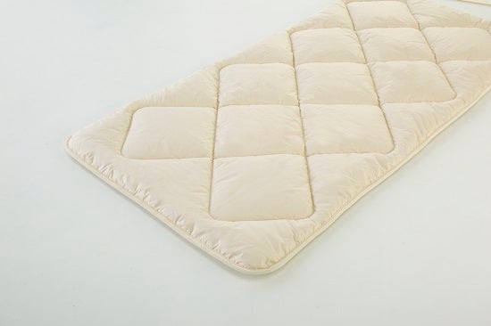 CAMEL HAIR MATRESS PAD by IWATA